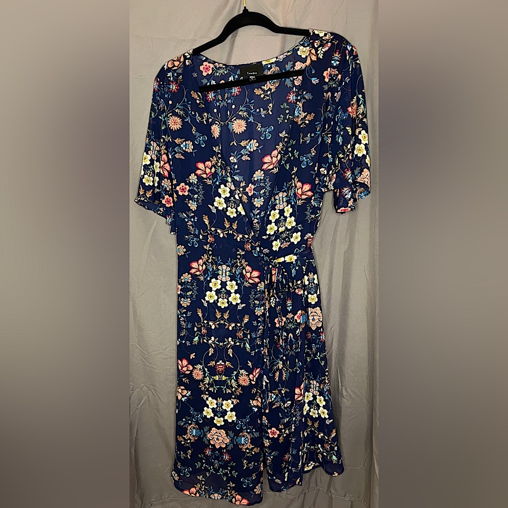 Women’s wrap dress NWOT